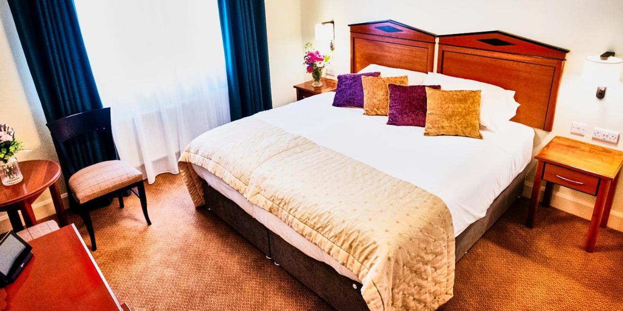 Lawlors Hotel Dungarvan  Extérieur photo