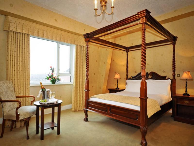 Lawlors Hotel Dungarvan  Extérieur photo