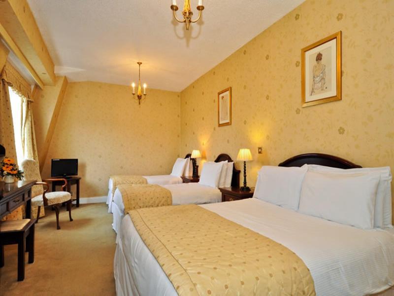Lawlors Hotel Dungarvan  Extérieur photo