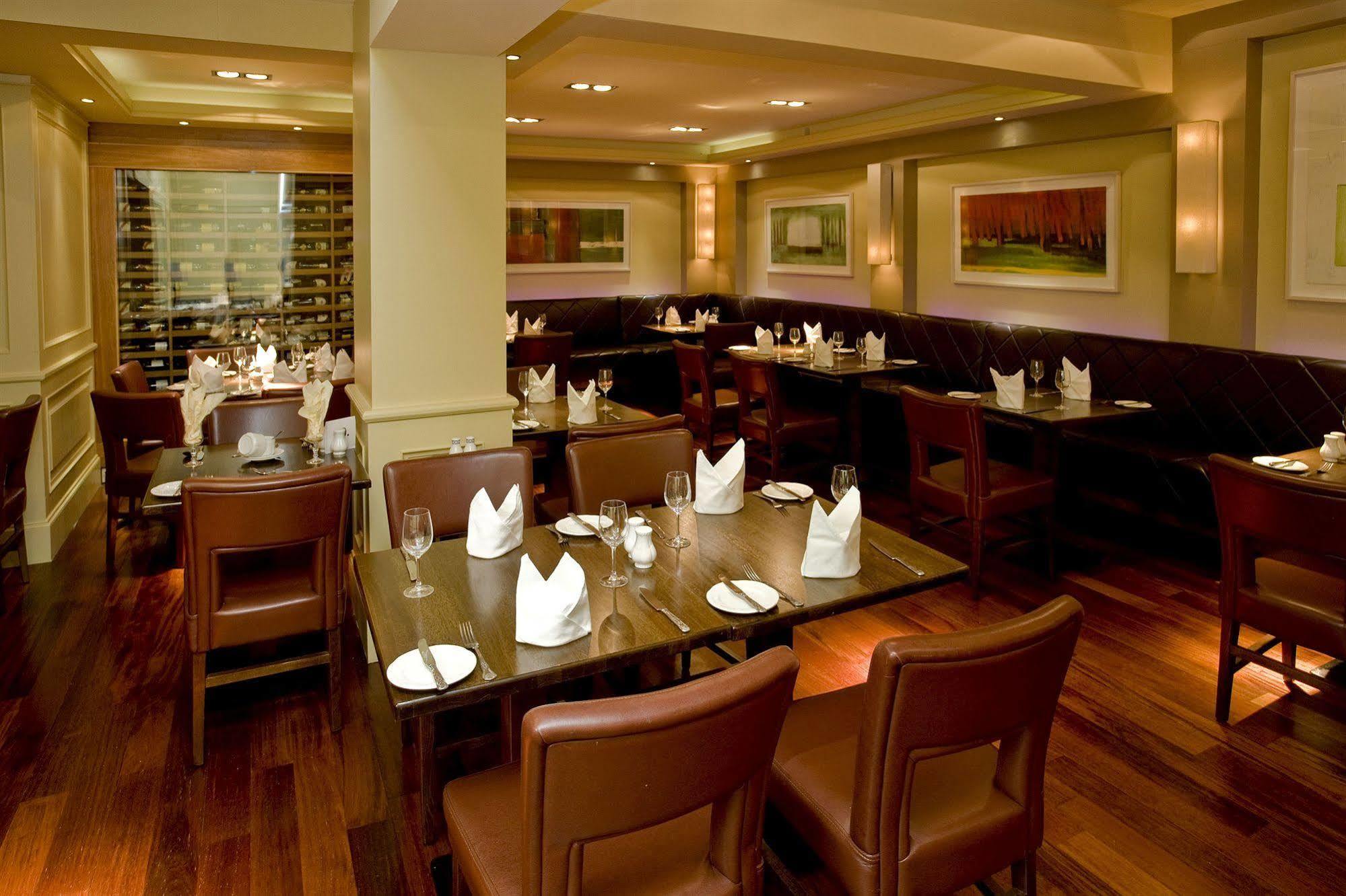 Lawlors Hotel Dungarvan  Extérieur photo