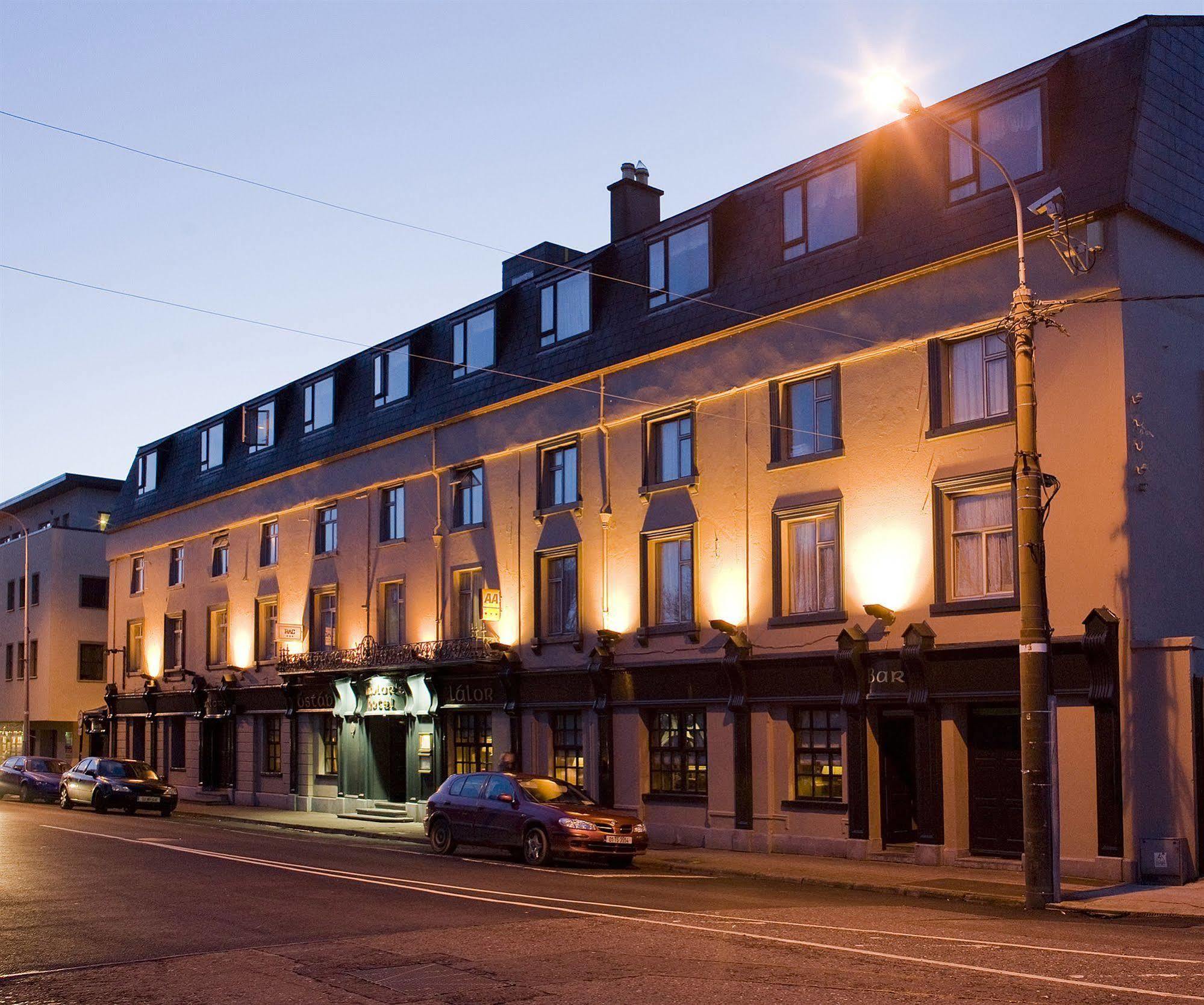 Lawlors Hotel Dungarvan  Extérieur photo